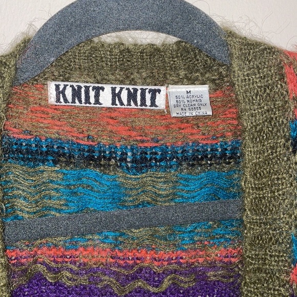 *3 for $15* Vintage Knit Knit Cardigan - Picture 2 of 3